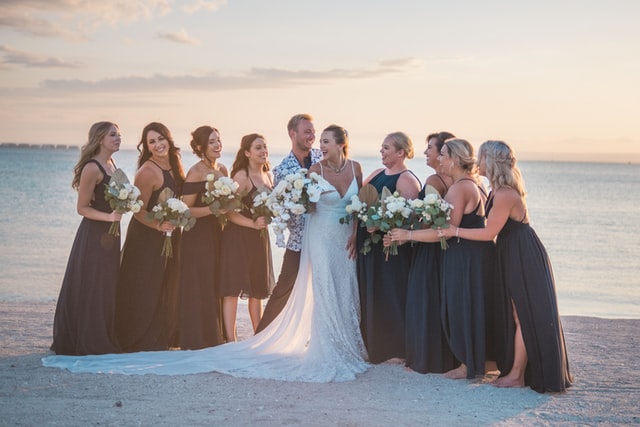 How to Pick the Perfect Beach Bridesmaids' Dresses How to Pick the Perfect Beach Bridesmaids' Dresses